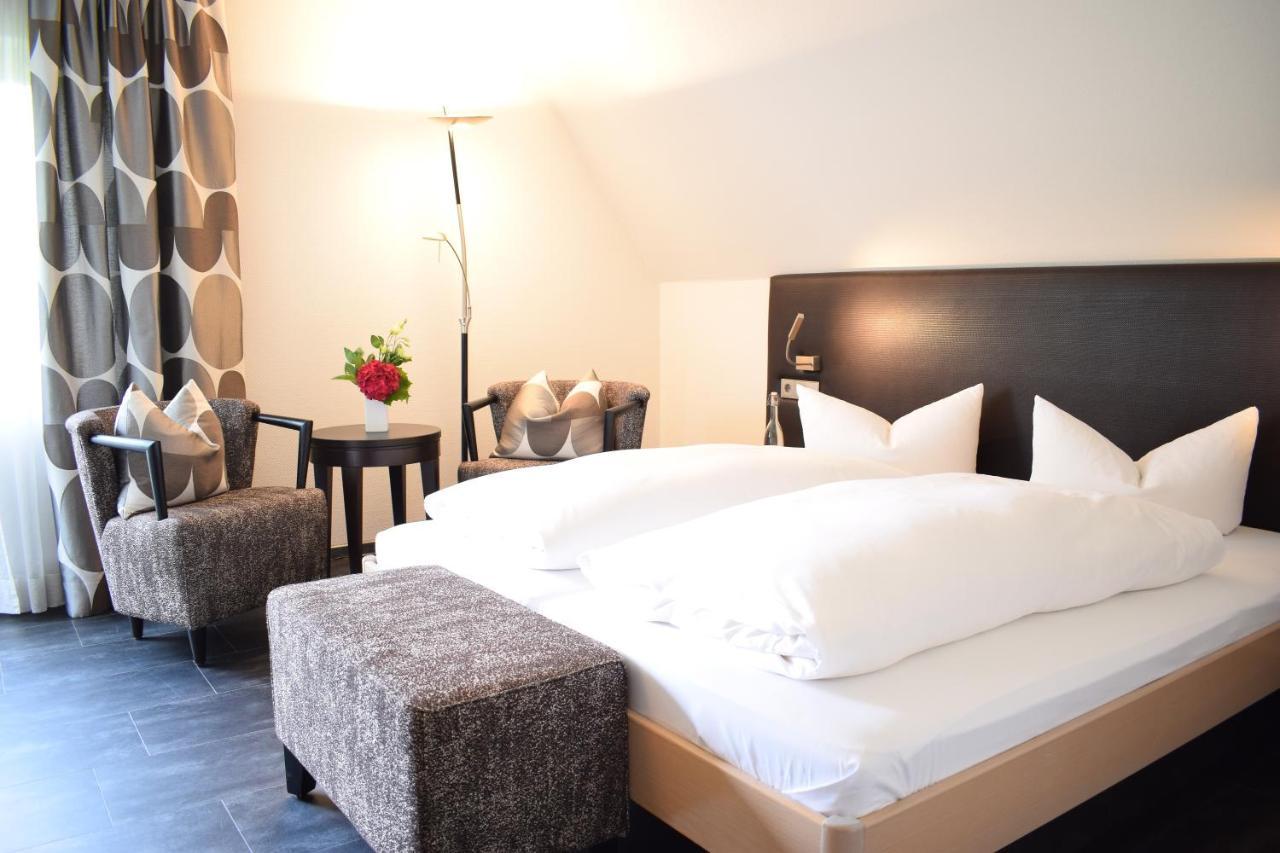 Castell Hotel & Restaurant Leinsweiler Extérieur photo